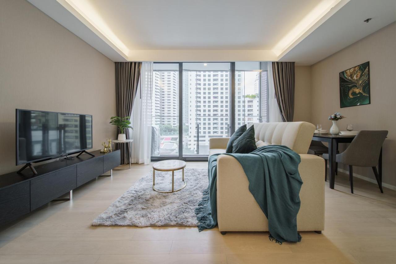 Sukhumvit 11#luxury#pool#gym#bts Nana&mrt Sukhumvit#1br#max4ppl דירה בנגקוק