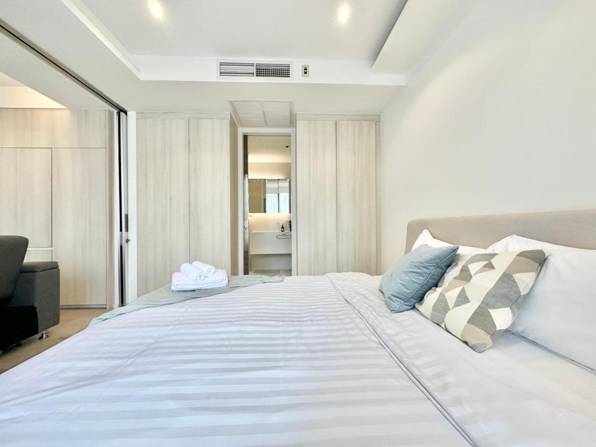 דירה Sukhumvit 11#luxury#pool#gym#bts Nana&mrt Sukhumvit#1br#max4ppl *