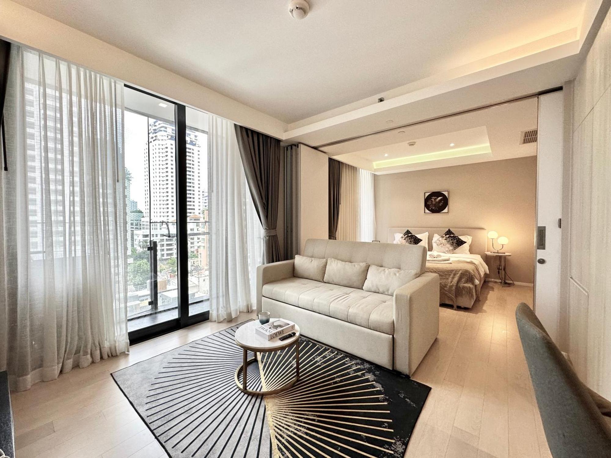 דירה Sukhumvit 11#luxury#pool#gym#bts Nana&mrt Sukhumvit#1br#max4ppl *