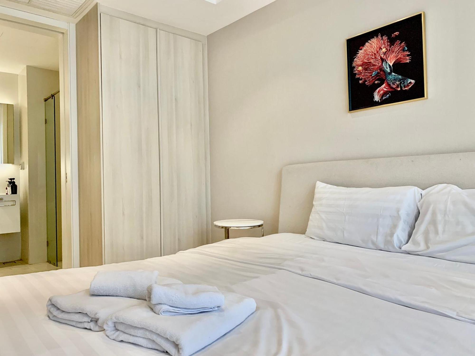 Sukhumvit 11#luxury#pool#gym#bts Nana&mrt Sukhumvit#1br#max4ppl * בנגקוק